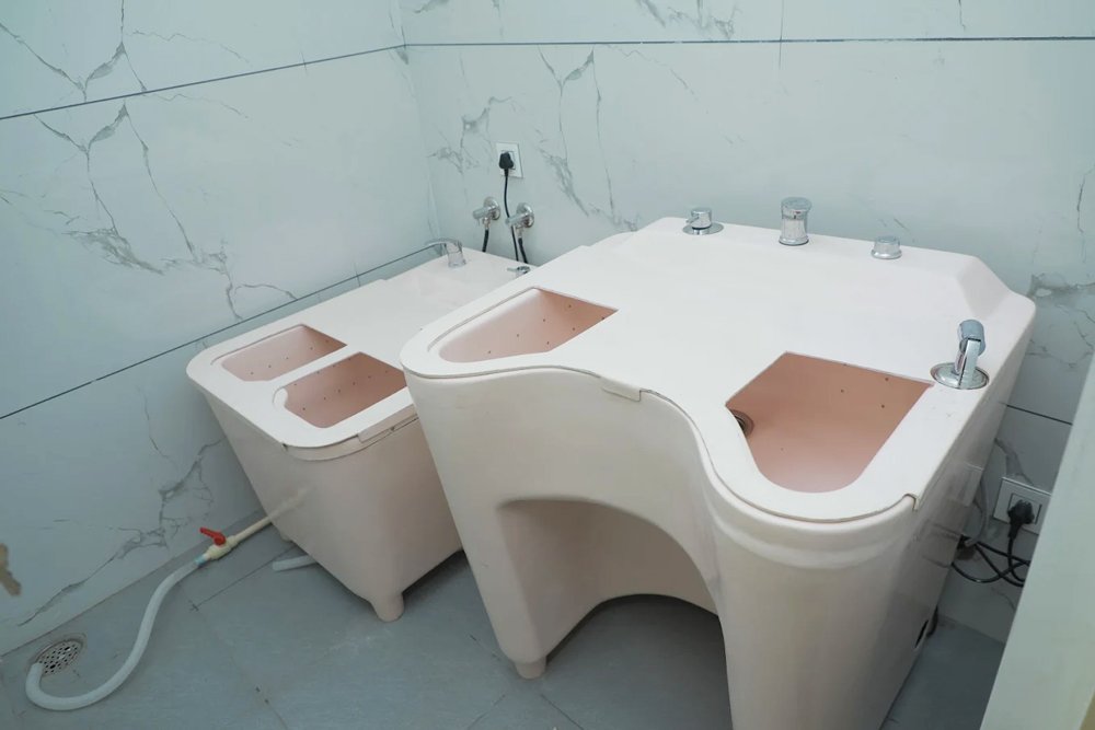 Contrast Arm and Foot Bath